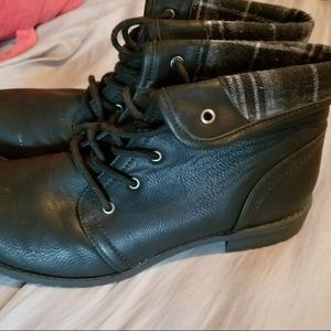 90s grunge boots